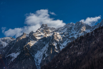 Fototapeta na wymiar Heavens paradise mountains Alps in Switzerland