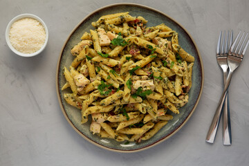 Homemade One-Pot Chicken Spinach Bacon Alfredo Pasta Ready to Eat