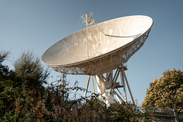 Earth based astronomical radio telescope