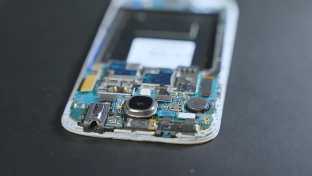 the inside of the smartphone with the motherboard 
