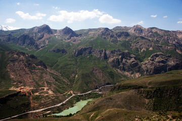 Fototapeta na wymiar view of mountains in iran, albors, alburz, elburs