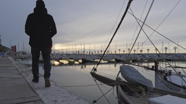 Dusky Climate Sailboat Docked Images – Browse 245,319 Stock Photos, Vectors, and ...
