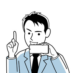 スマホを見せつけ熱弁するスーツ姿の男性