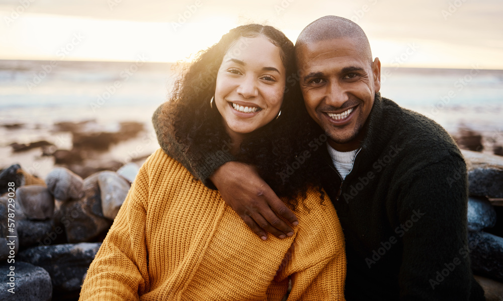 Poster Romantic, happy and portrait of a couple at the beach for a date, bonding or sunset in Bali. Love, hug and young man and woman smiling while relaxing at the ocean for vacation or an anniversary