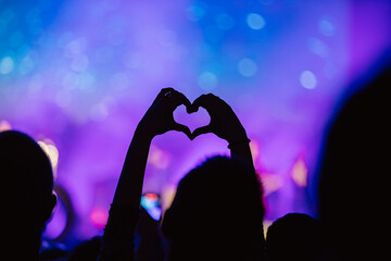 Hearts for band, in concert.