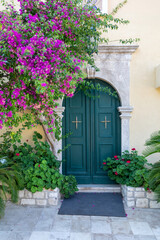 Tür der Kirche im Kloster Paleokastritsa auf Korfu