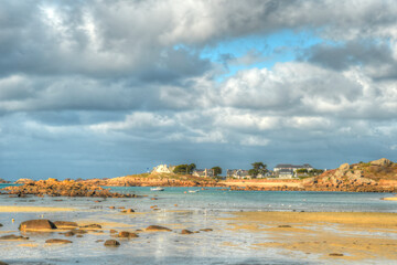 Belle vue sur la côte de granit rose à Landrellec en Bretagne - France