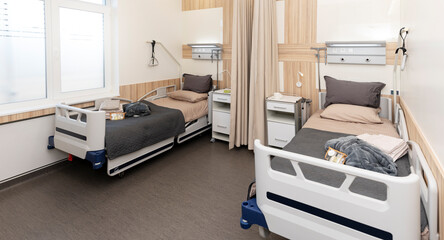 Ward is in the clinic, the modern ward has two comfortable beds. Chamber with modern design, clean and tidy.