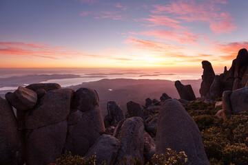 Amazing Sunrise on 01.01.2020 view of Hobart from Mount Wellington in Australia Tasmania - obrazy, fototapety, plakaty