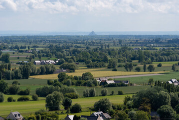 View of the Mont Saint-Michel and the countryside from the Mont-Dol (Mont-Dol, Ile-et-Vilaine, Bretagne, France)