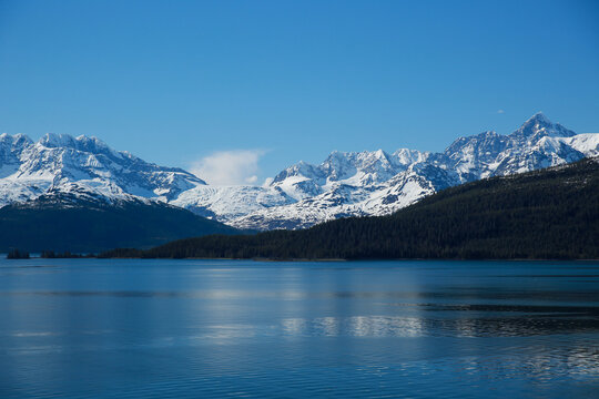 Glacier Bay Mountains © Phamous Philmz