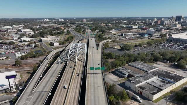 Aerial view of the interstate 95 in Jacksonville, Florida.