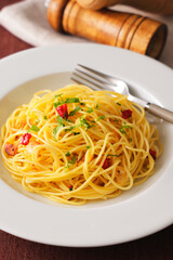 スパゲッティペペロンチーノ　Spaghetti aglio e olio