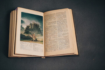 Obraz premium old yellowed book with old yellowed pages, generative AI