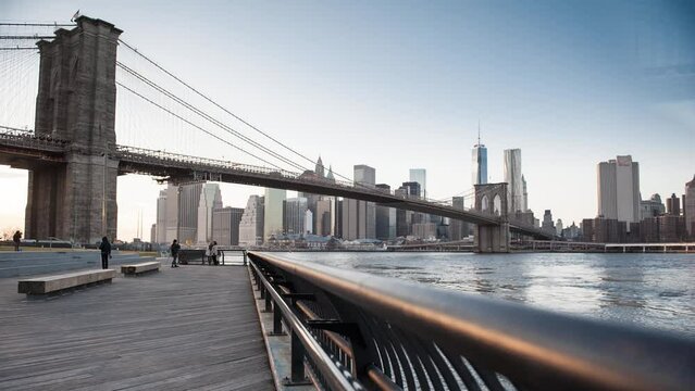 Time lapse of New York skyline and Brooklyn bridge, view from Brooklyn.