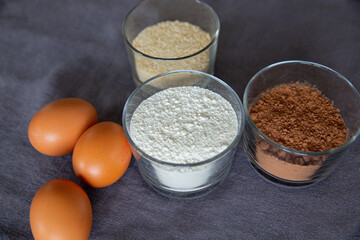 Chocolate cake products, cocoa powder, flour, eggs, cane sugar
