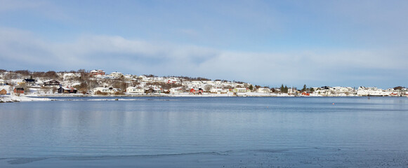 Fototapeta na wymiar Winter on the coast of Helgeland in northern Norway