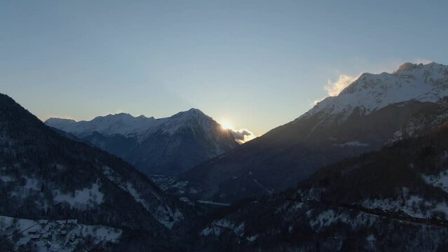 mountain snow sun 