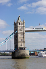 Fototapeta na wymiar Tower Bridge in London England