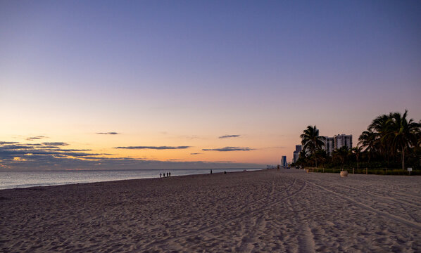 Morgenrot am Strand in Florida