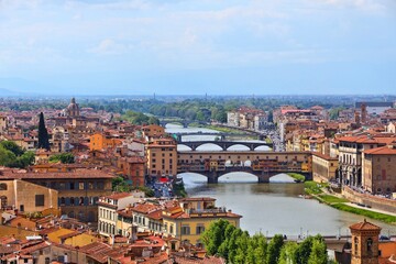 Fototapeta na wymiar Florence cityscape with River Arno