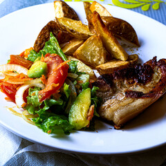 PORK WITH VEGETABLES AND POTATOES