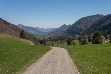 Fototapeta na wymiar Dans la région de Gansbrunnen ( Canton de Soleure )