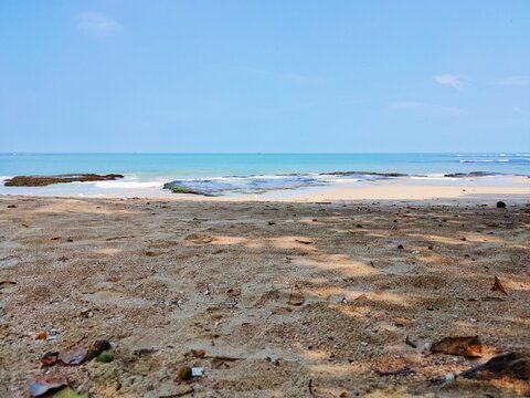 Photo of natural scenery from the beach, during the day at anyer beach