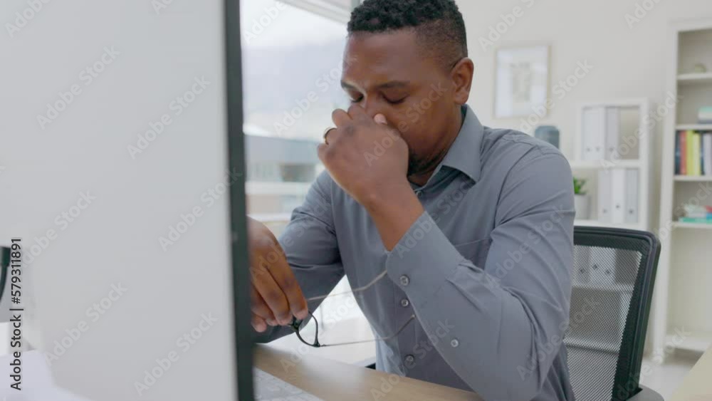 Poster Stress, headache and tired black man on computer with glasses, 404 technology glitch or bankruptcy crisis. Business, burnout and mental health anxiety, risk and depression on desktop, failure or debt