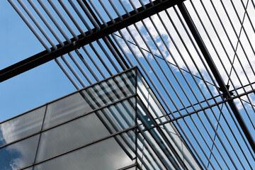 Fototapeta na wymiar Modern glass architecture building