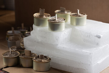 Making trench candles to help the military