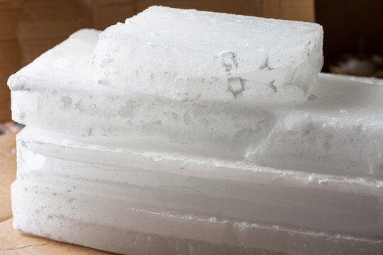 Paraffin for trench candles
