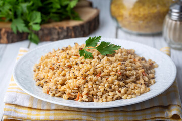 Bulgur pilaf with chia seeds