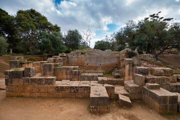 Fototapeta na wymiar Famous Roman ruin at the city of tipasa, in the heart of ancient Rome in algeria