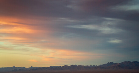 Fototapeta na wymiar Colorful Mojave Desert Sunset in California
