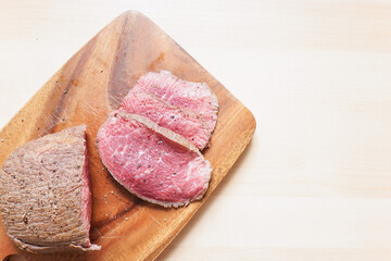 手作りのローストビーフ