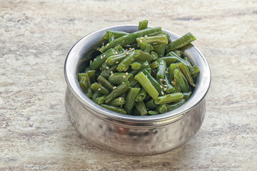 Boiled green bean with sesame seeds