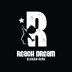 Letter R Reach Dream Logo Design Template Inspiration, Vector Illustration.