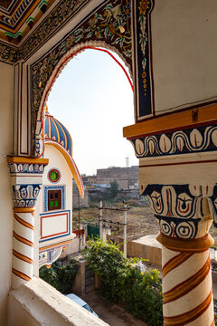 Exterior of an old haveli in Mandawa, Rajasthan, India, Asia