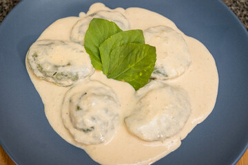 jambu ravioli