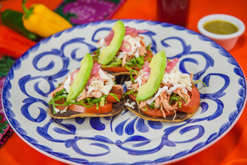 Tostadas, Alta Cocina Mexicana, Platillos