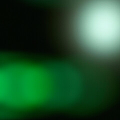 Fond de dégradé flou vert blanc sur fond granuleux foncé, point lumineux brillant