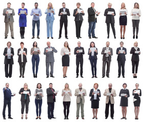 Fototapeta premium group of people demonstrating tablet looking at camera