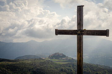 Fototapeta premium cross on the hill