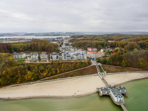 Seebr&uuml;cke Sellin Luftaufnahme Ostseebad Insel R&uuml;gen Mecklenburg-Vorpommern Tauchgondel Restaurant Panorama  von oben aus der Luft