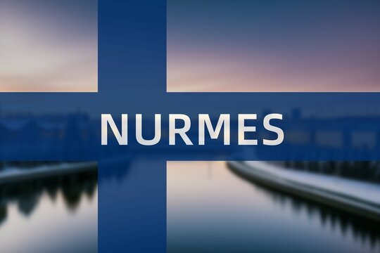 Nurmes: Ortsname der finischen Stadt Nurmes in der Region Pohjois-Karjala auf der finnischen Flagge