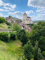 Landscape vue on old histrical small french town Saint Cirq Lapopie 