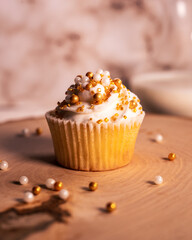 Cupcake decorated with pearls