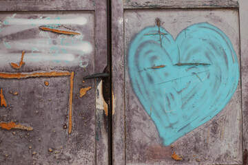 Corazón en la puerta
Dibujo, Detalle