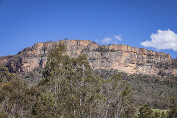 Fototapeta na wymiar Blue Mountains overlooking Wolgan Valley, New South Wales, Australia